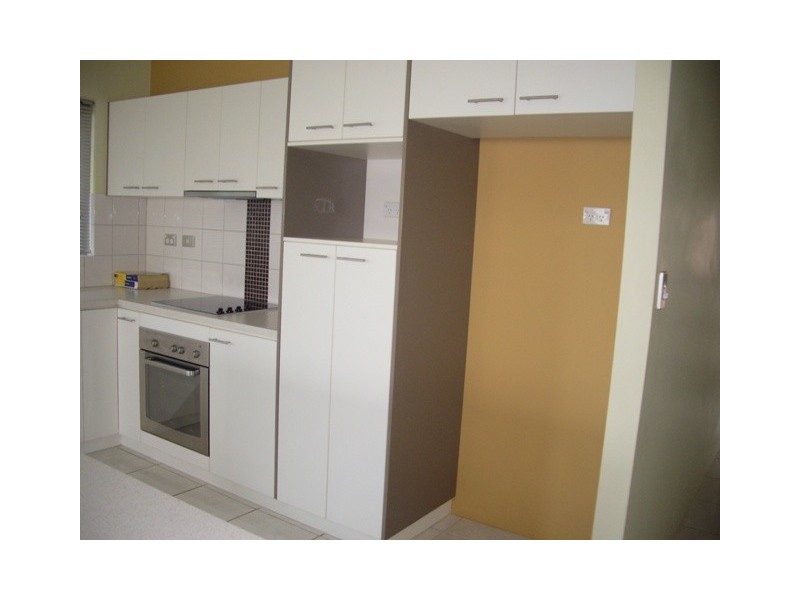 2/12 Zeroni Street, Rosebery NT 0832