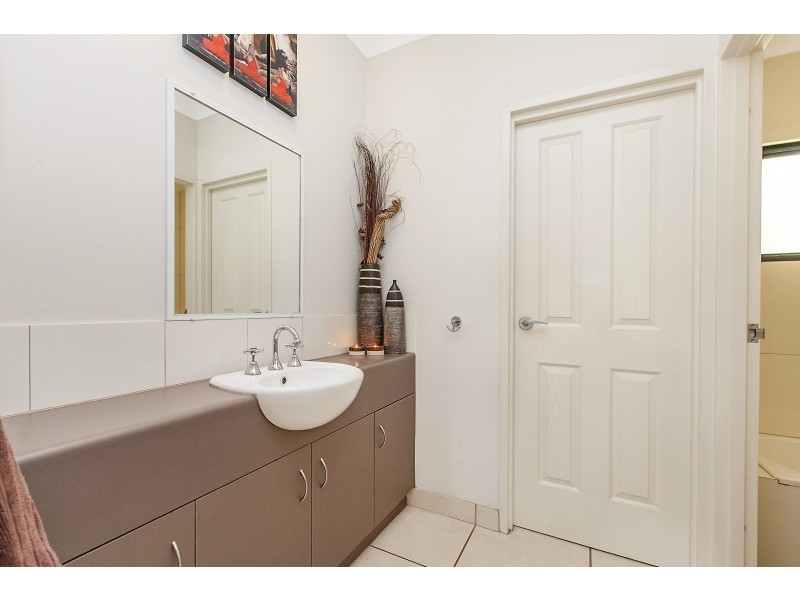 68 Emery Avenue, Woodroffe NT 0830