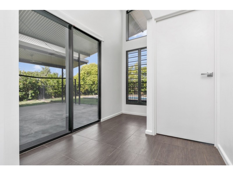 221 Forrest Parade, Bellamack NT 0832