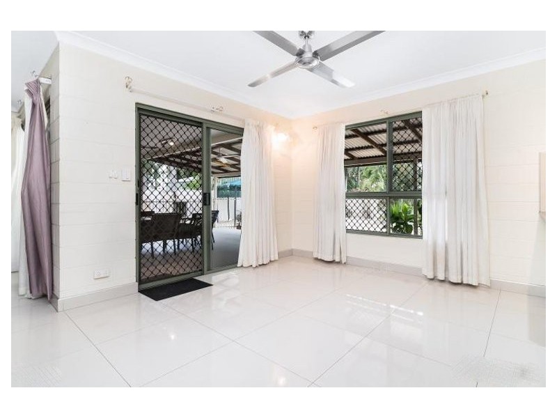 14 Bristow Court, Bakewell NT 0832