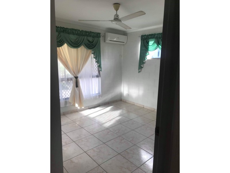 2 Rosetta Street, Gray NT 0830