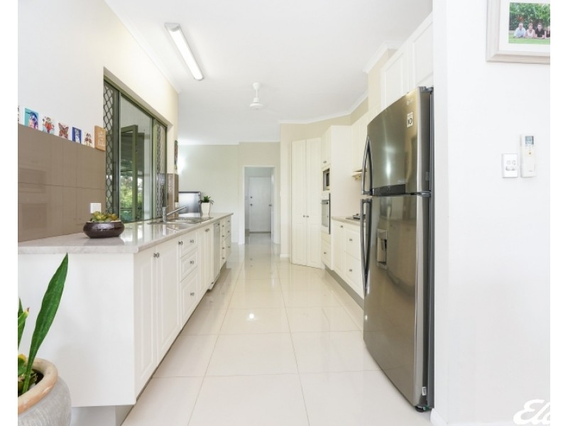 10 Lobelia Court, Rosebery NT 0832