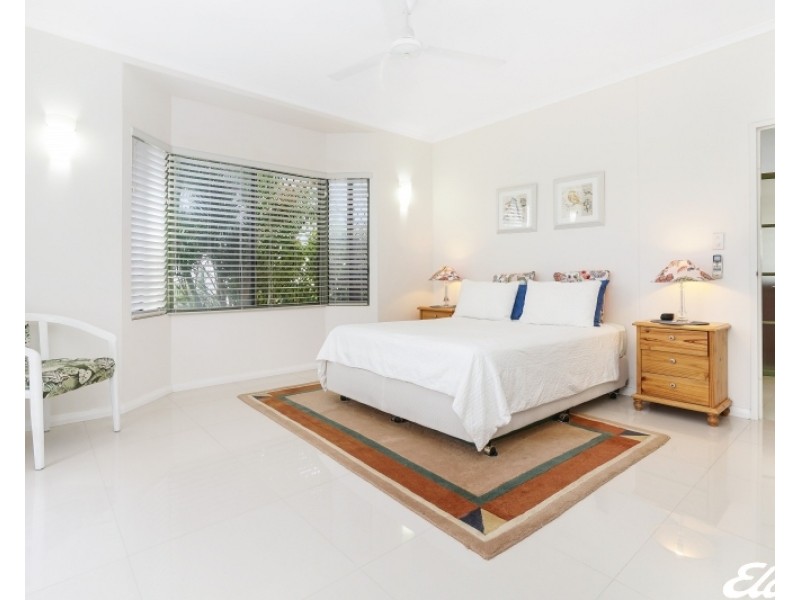 10 Lobelia Court, Rosebery NT 0832