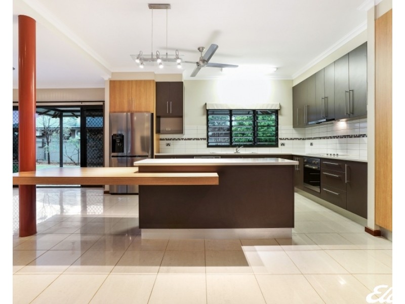 16 Savage Close, Farrar NT 0830