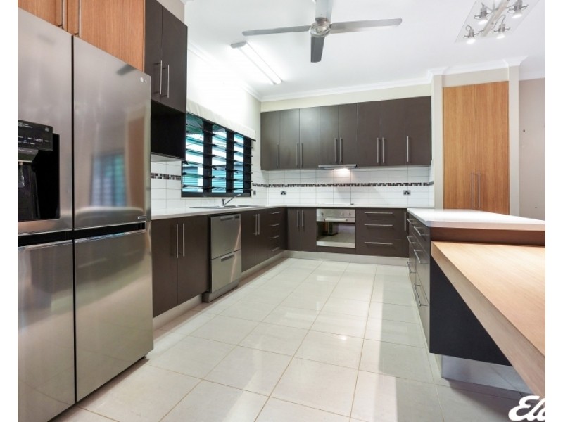 16 Savage Close, Farrar NT 0830