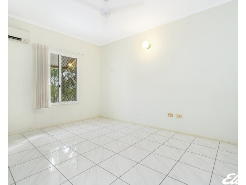 9/3 Little Place, Gunn NT 0832