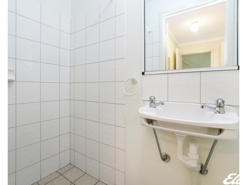 9/3 Little Place, Gunn NT 0832