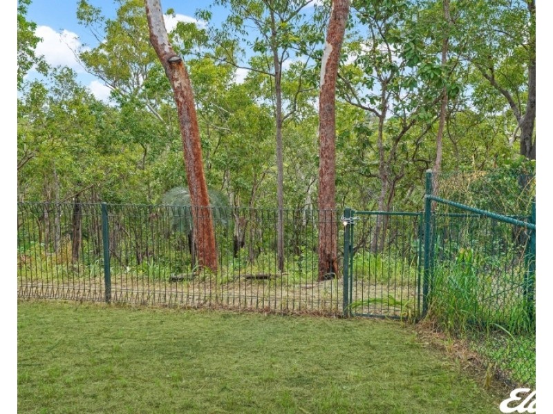 9/3 Little Place, Gunn NT 0832
