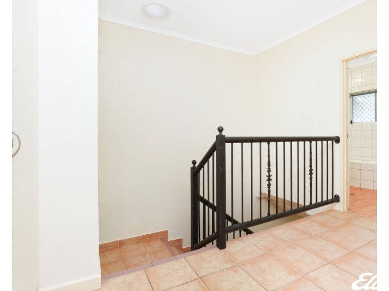 3/8 Gardens Hill Crescent, The Gardens NT 0820