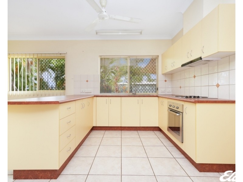 2/16 Gillon Court, Bakewell NT 0832