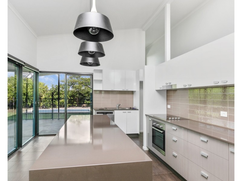 221 Forrest Parade, Bellamack NT 0832