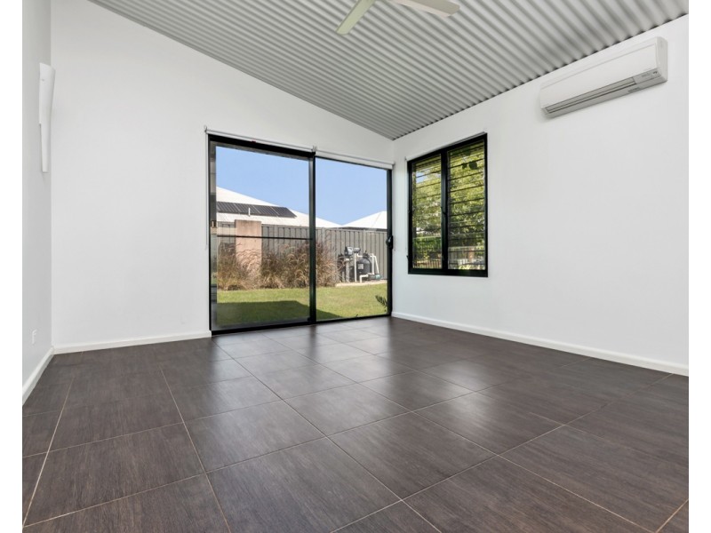 221 Forrest Parade, Bellamack NT 0832