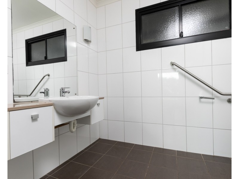 221 Forrest Parade, Bellamack NT 0832