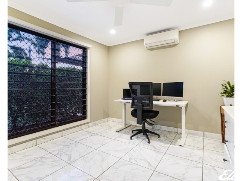 35 Hutchison Terrace, Bakewell NT 0832