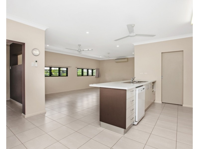 4 BALIKPAPAN COURT, Johnston NT 0832