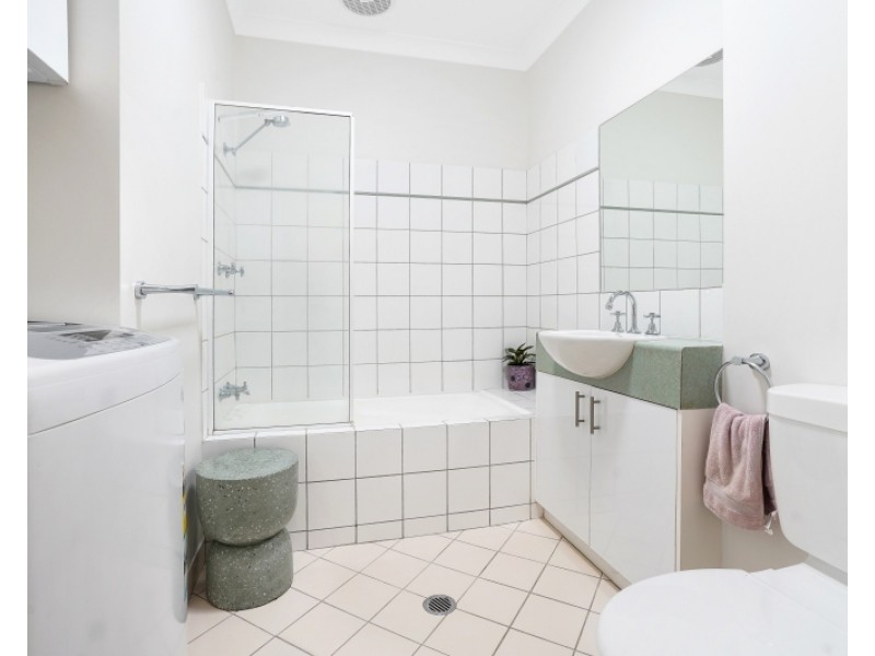 8/9 Hugh Court, Bakewell NT 0832