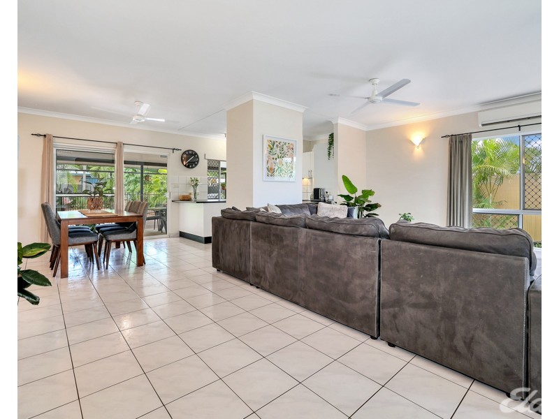 12 Lobelia Court, Rosebery NT 0832