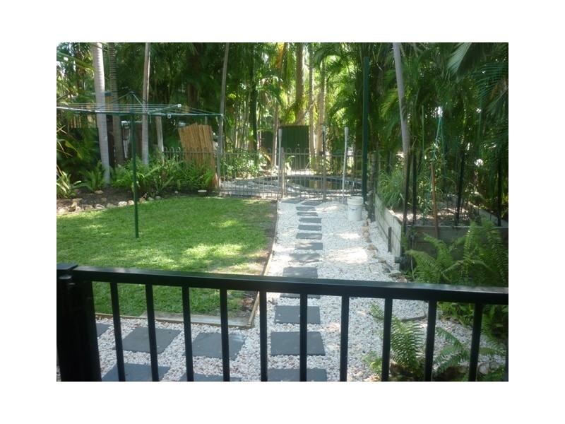 17 Buckland Court, Moulden NT 0830