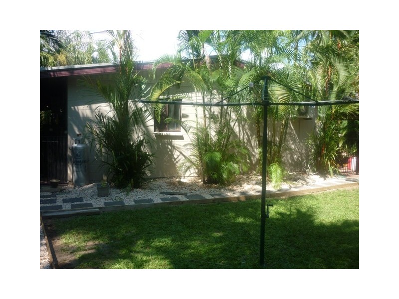 17 Buckland Court, Moulden NT 0830