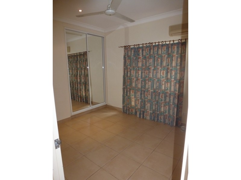 51 Bagshaw Crescent, Gray NT 0830