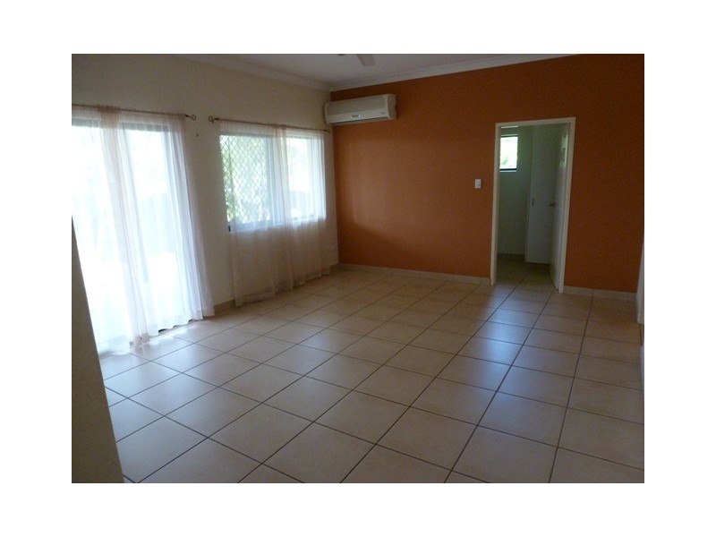 51 Bagshaw Crescent, Gray NT 0830