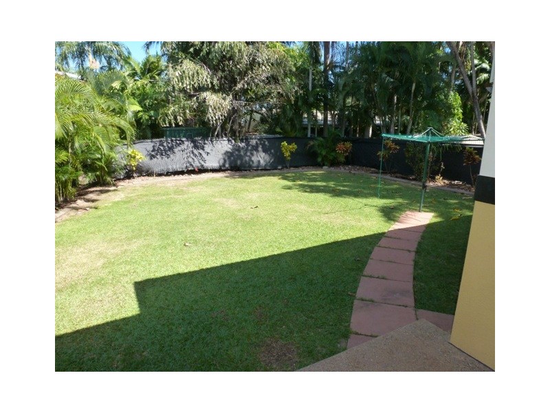 51 Bagshaw Crescent, Gray NT 0830