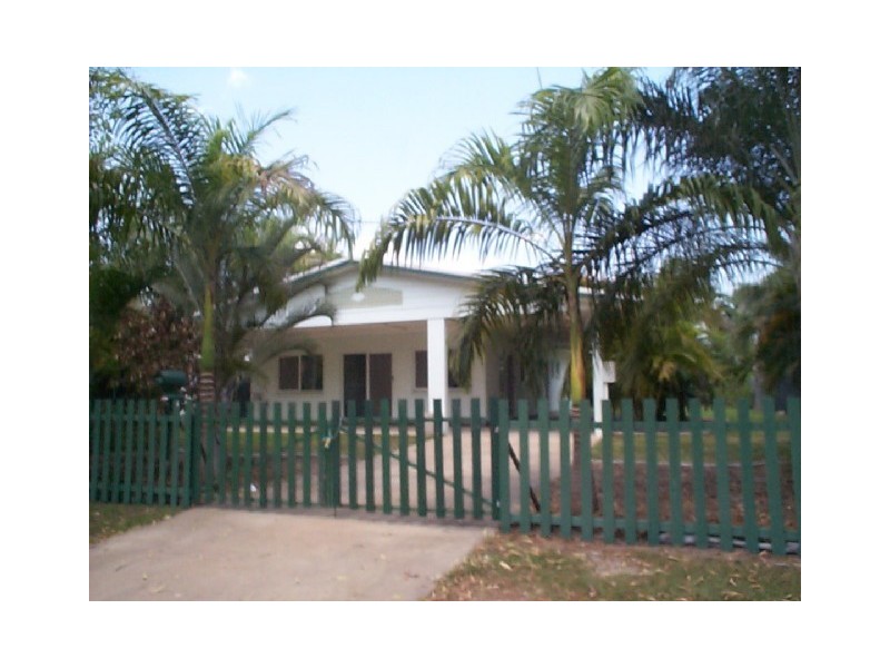 4 Muckaninnie Court, Moulden NT 0830