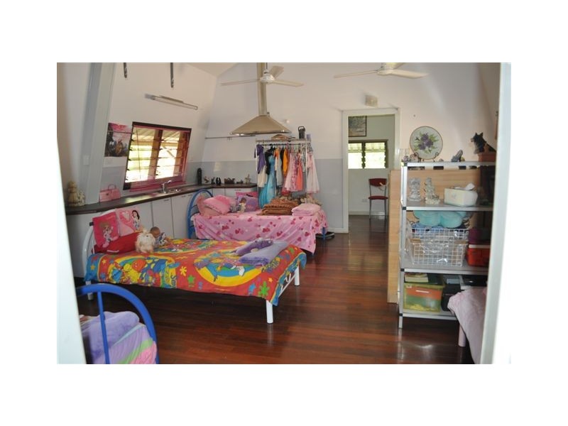 15 Hughes Road, Noonamah NT 0837