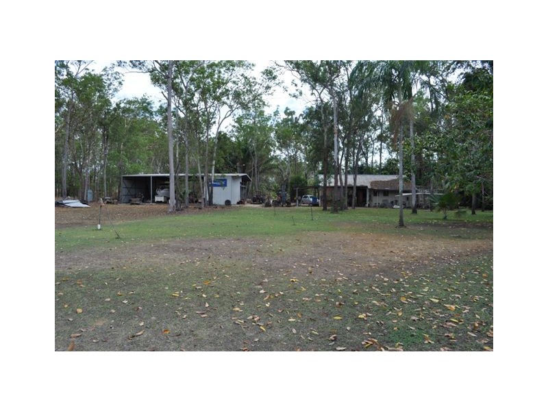 15 Hughes Road, Noonamah NT 0837