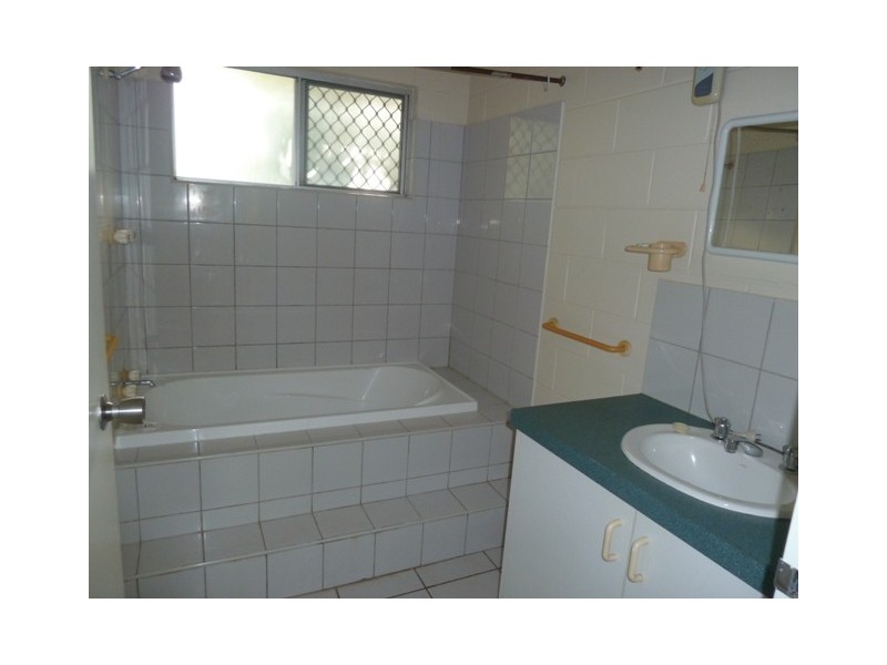 1/5 Favenc Court, Moulden NT 0830