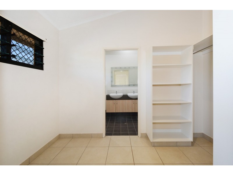 2/18 Rosetta Street, Gray NT 0830