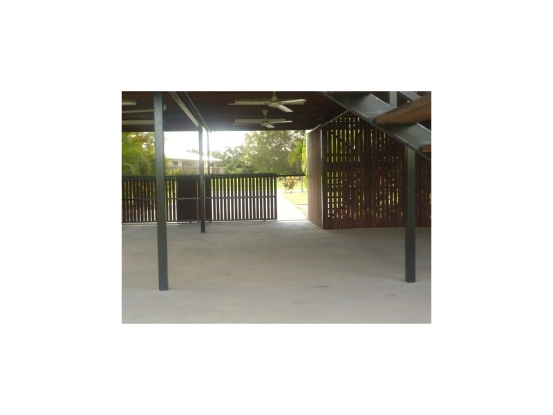 36 Yirra Crescent, Rosebery NT 0832