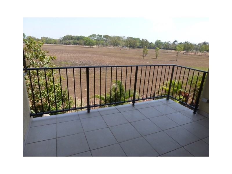 37/6 Wright Crescent, Gray NT 0830