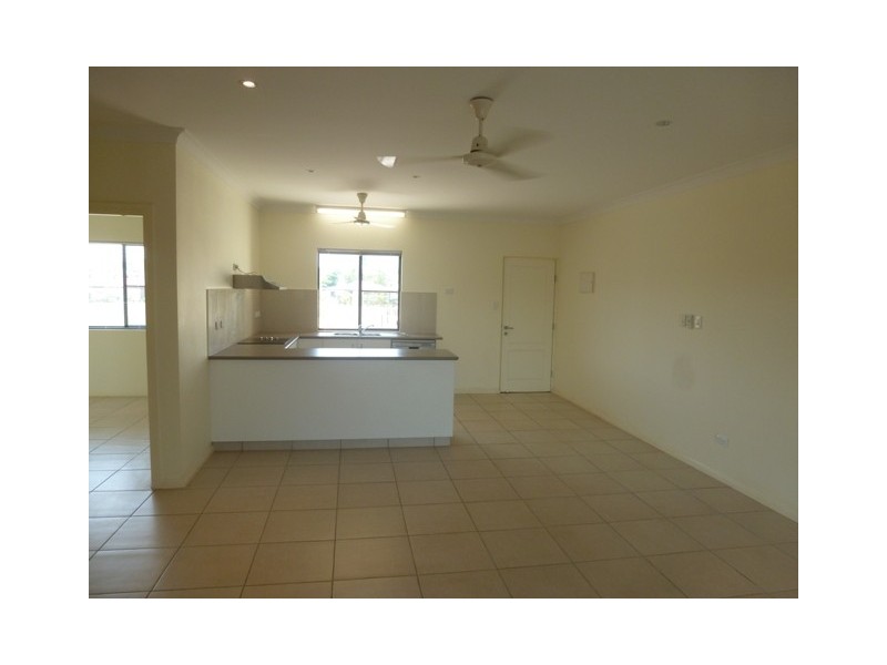 37/6 Wright Crescent, Gray NT 0830