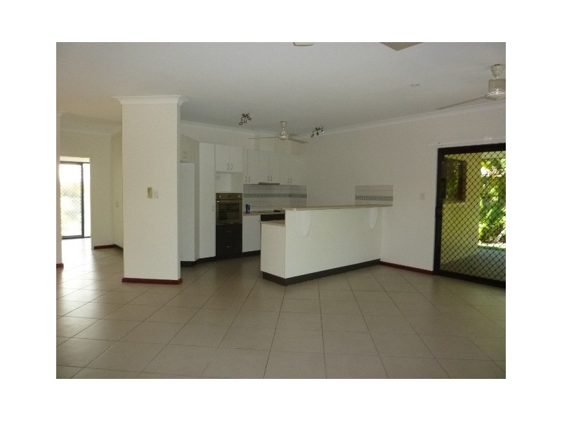 22 Yirra Crescent, Rosebery NT 0832