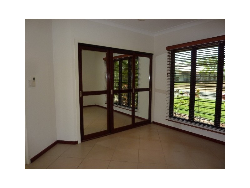 22 Yirra Crescent, Rosebery NT 0832
