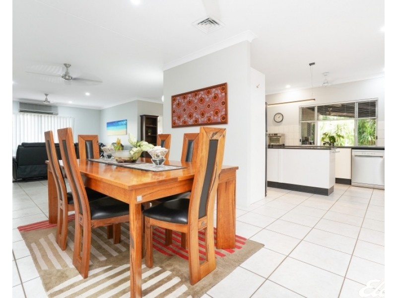 12 Edgecumbe Court, Gray NT 0830