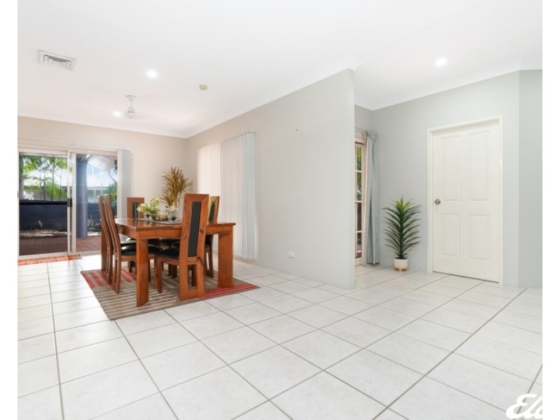 12 Edgecumbe Court, Gray NT 0830