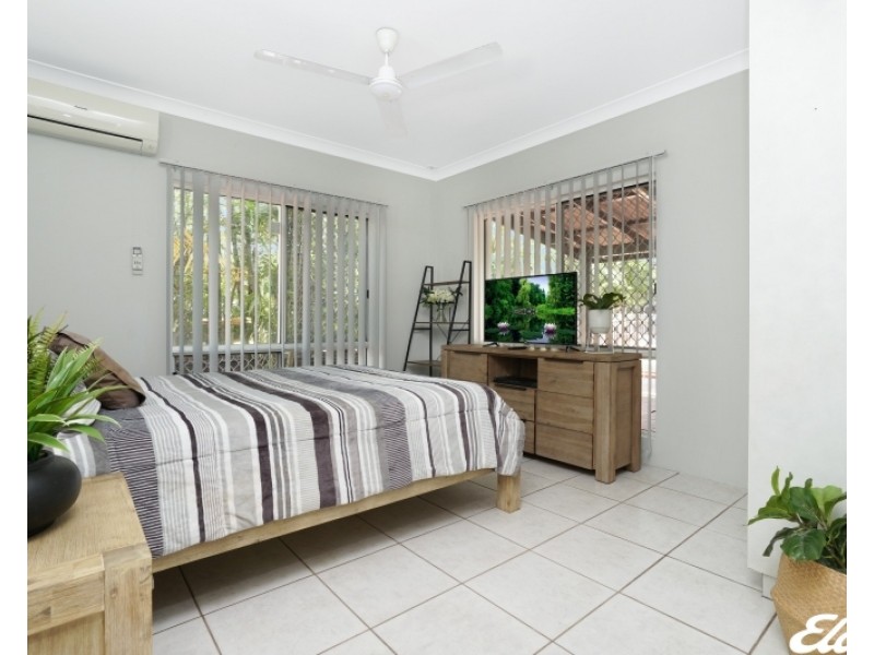 12 Edgecumbe Court, Gray NT 0830