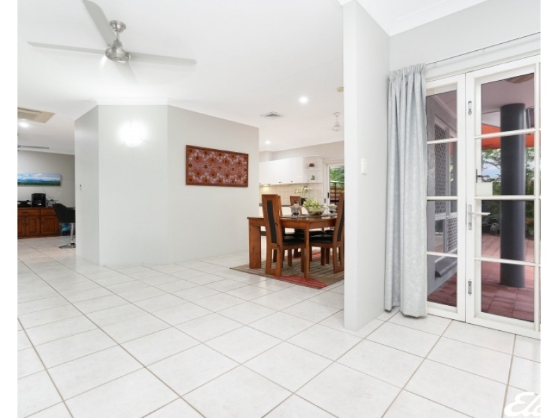 12 Edgecumbe Court, Gray NT 0830