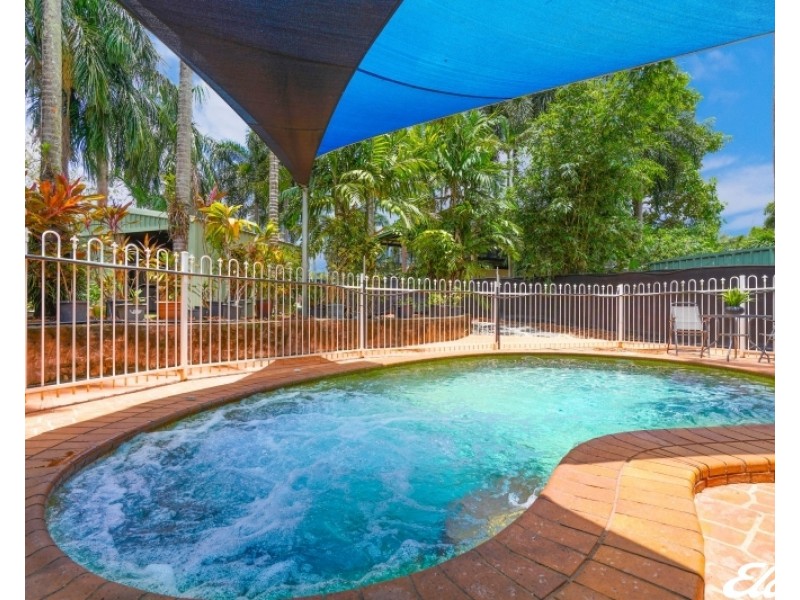 12 Edgecumbe Court, Gray NT 0830