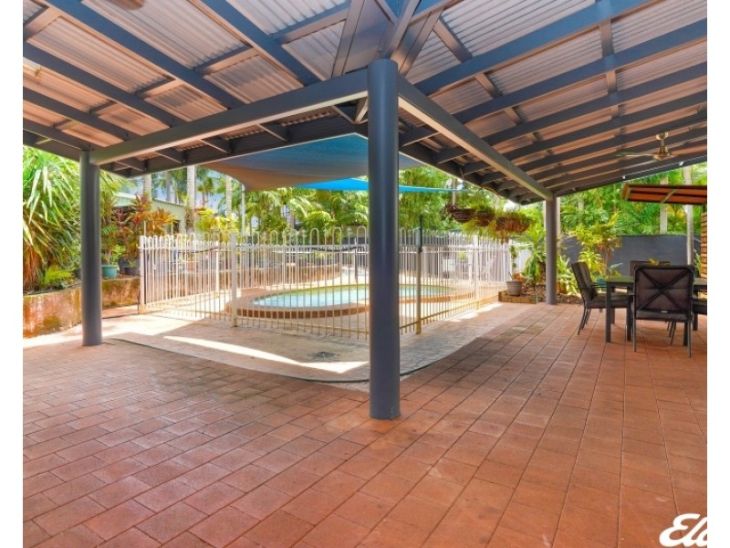 12 Edgecumbe Court, Gray NT 0830