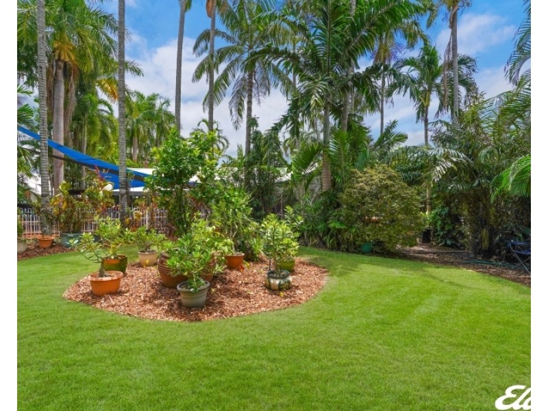 12 Edgecumbe Court, Gray NT 0830