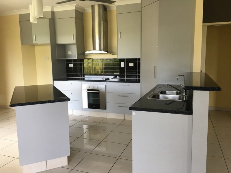 3 Amans Place, Rosebery NT 0832