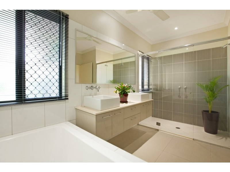 38 Yirra Crescent, Rosebery NT 0832
