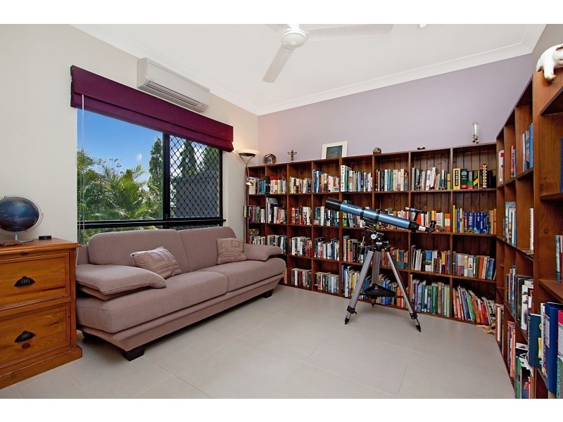 38 Yirra Crescent, Rosebery NT 0832