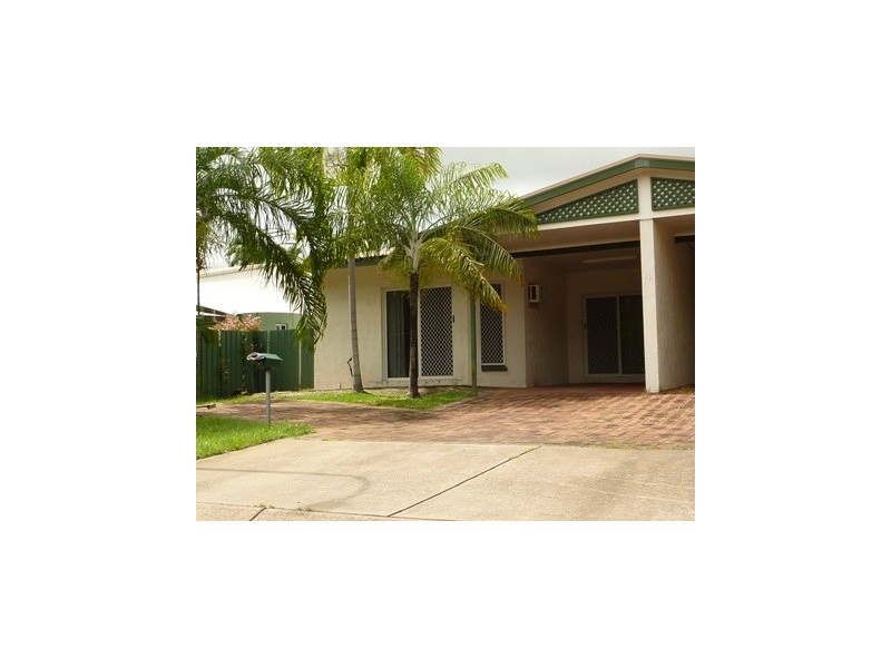 1/4 Merriak Court, Gray NT 0830