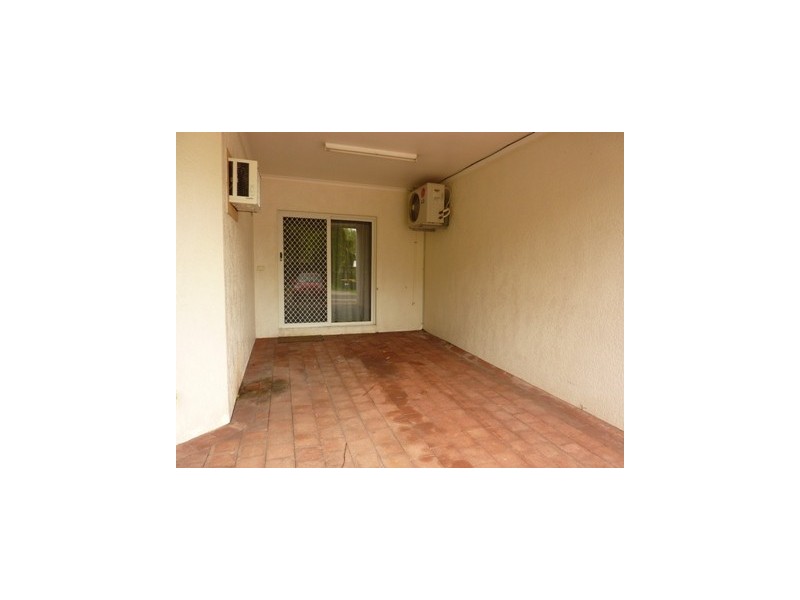 1/4 Merriak Court, Gray NT 0830