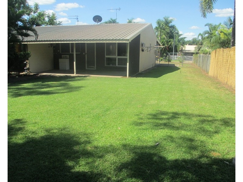 2/2 Landsborough Terrace, Bakewell NT 0832