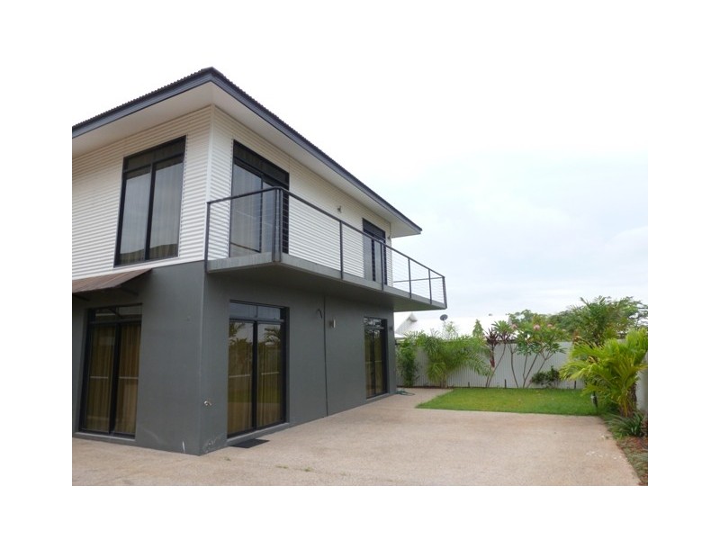 4/11 Browne Place, Rosebery NT 0832